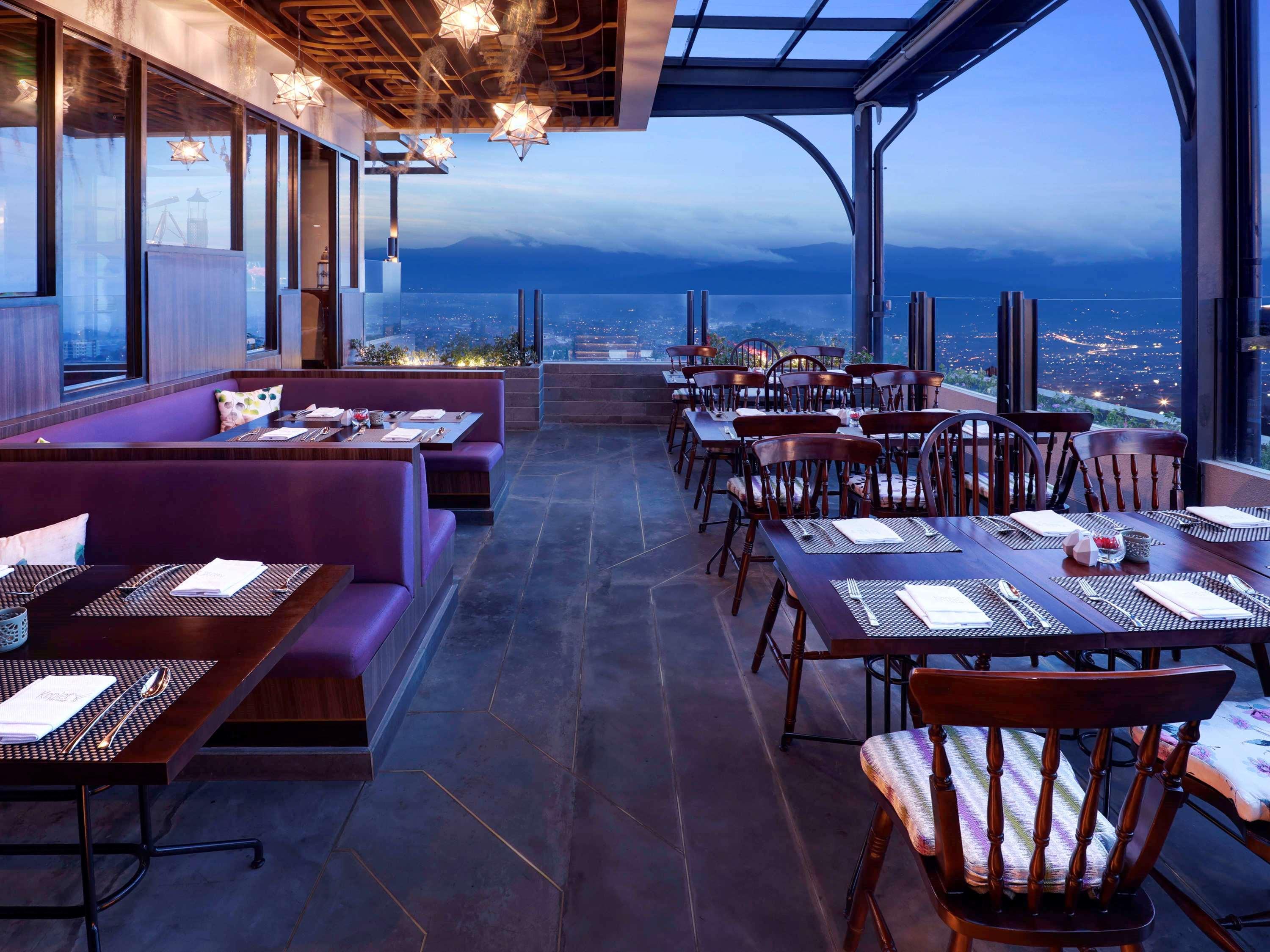 Grand Mercure Bandung Setiabudi Экстерьер фото